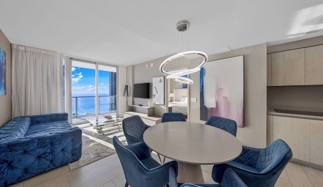 ★ Modern Panoramic Escape With Stunning Ocean Views & 25 min to FIFA