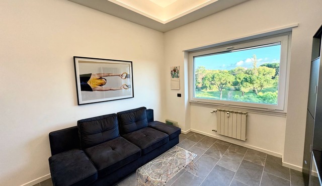 Modern Parkview Apartment in Talenti