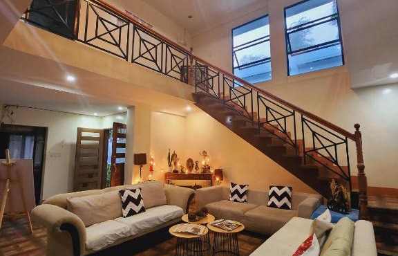 Modern Peak Suites