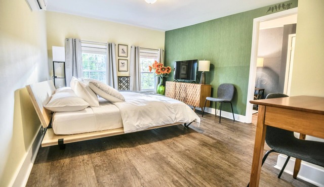 Modern Private Getaway on Main Street Lambertville