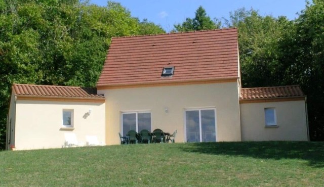 Modern property with great views and private pool