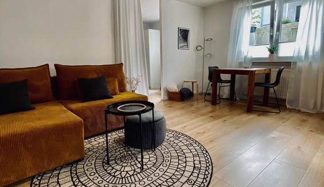 Modern, quiet apartment for business & vacation