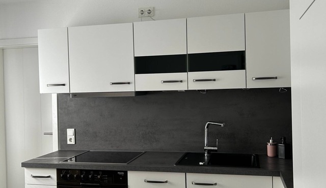 Modern Renovierte Wohnung in Zentraler Lage