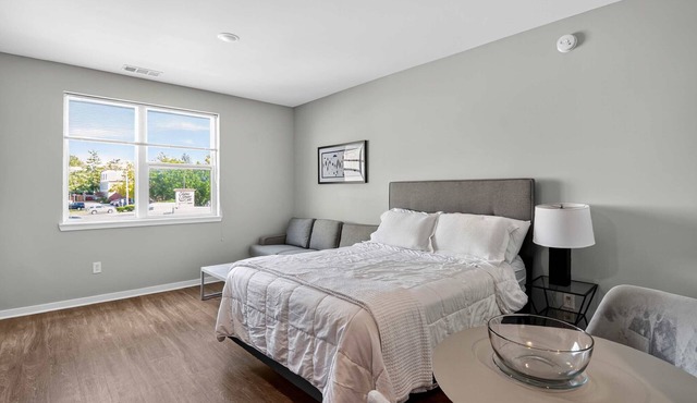 Modern Retreat Near Campus & Kirkwood Nightlife