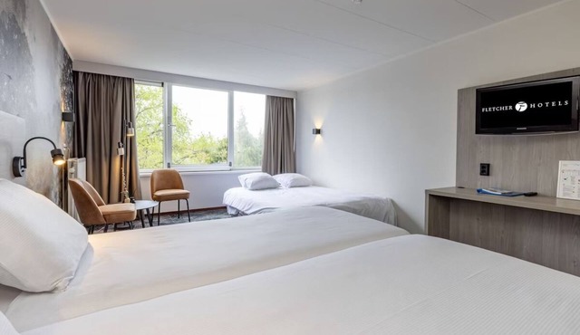 Modern Room Perfect for Family Nature Trips Near Speelbos Nijverdal