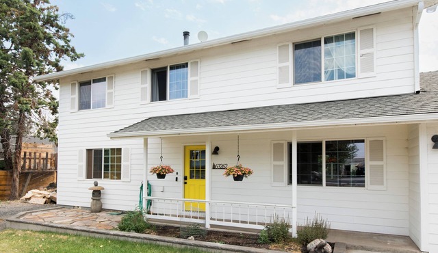 Modern Rustic 4BR Farmhouse