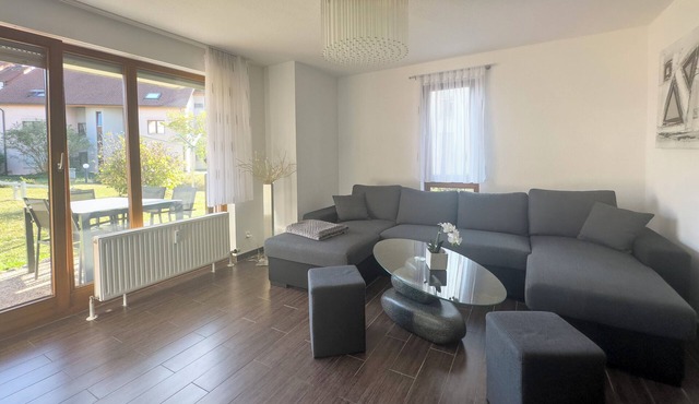 Modern, spacious 2 room apartment, close to Audi, Lidl, Bosch, Kaufland