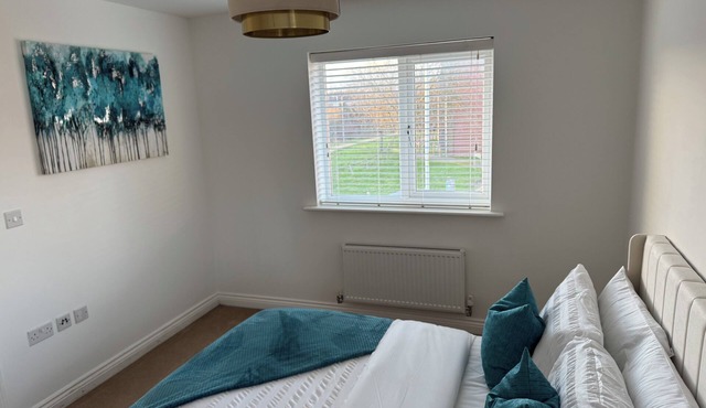 Modern & Spacious 3-Bedroom Home in Dartford – Ideal for Families & Contractors