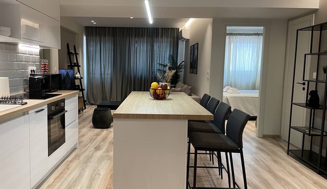Modern & Spacious 3bdr apartment