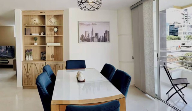 Modern & Spacious 3BRD Apt - Perfect Location!