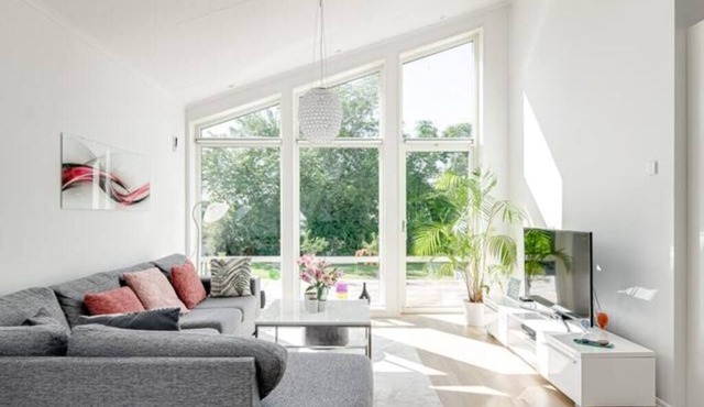 Modern Spacious 4-Bedroom New Villa