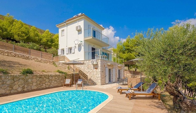 Modern & Spacious Villa with A/C, Private Pool & Amazing Sea Views, 3 km from Lemni Keri Beach!