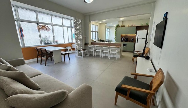 Modern, spacious with beach view!