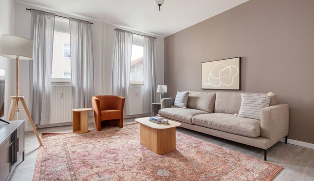 Modern Steglitz 1BR, Fully Furnished & Equipped, by Blueground