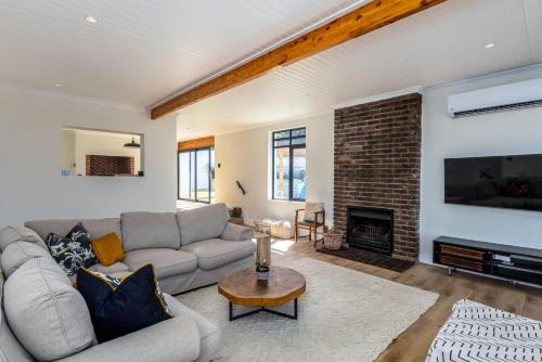 Modern Stellenberg Retreat w Pool & Mountain Views