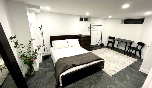 Modern Studio: minutes to NYC/Views, 4 miles from World Cup - MetLife Stadium