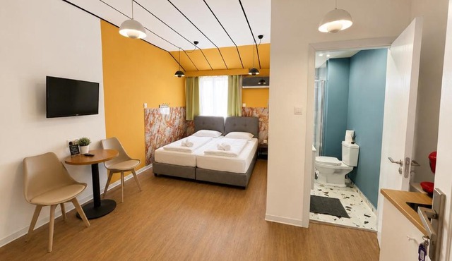 Modern Studio 11 private Kitchenette and Bathroom