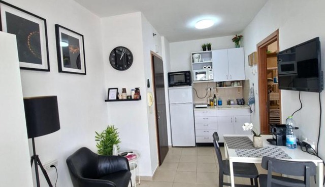 Modern Studio 1BR Near Soroka Hosp & University
