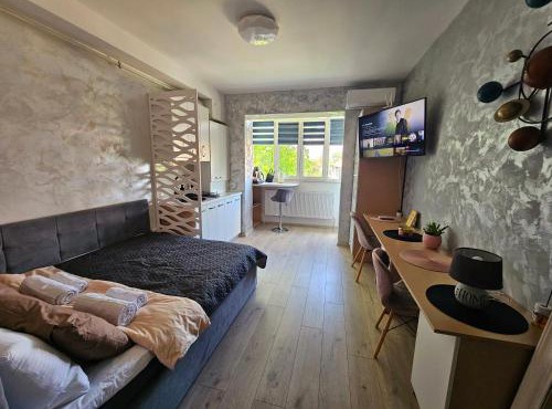 Modern Studio 4