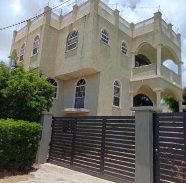Modern studio apartment near beach