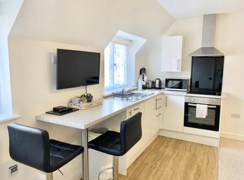 Modern Studio Apartment in Pershore with Free Parking