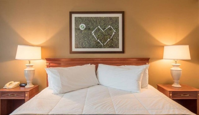 Modern Studio at Lakeview Golf Resort w Pool