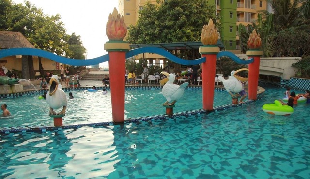 Modern Studio Grand Serpong Apartment By Travelio