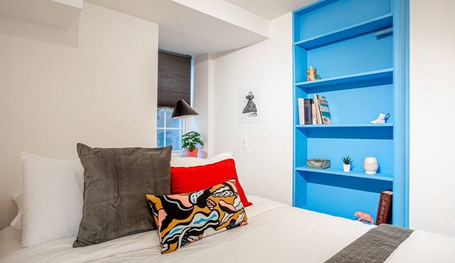 Modern Studio in Downtown Kingston