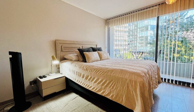 Modern Studio in Prime | Laundry Rooftop Pool & Gym