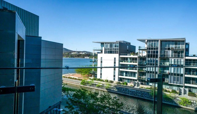 Modern studio w/t wifi & parking