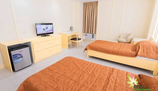 Modern Studio w Twin Beds near San Juanico Bridge
