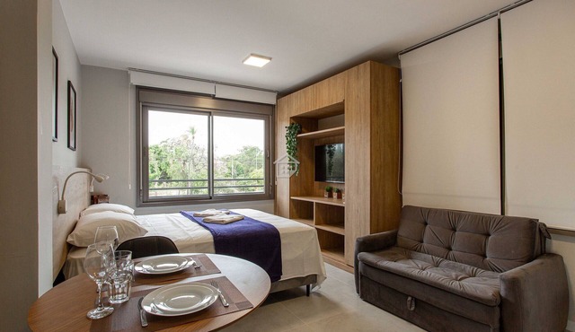 Modern Studio with Direct Views of Redenção Park