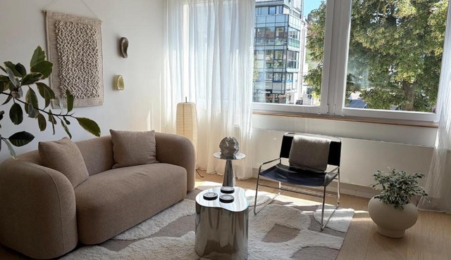 Modern studio with kitchen in a prime location