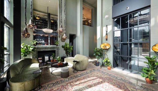 Modern Studios w/Gym & Rooftop | The Hill by Nestor