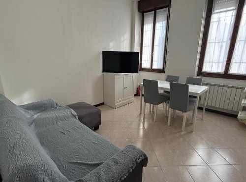 Modern three-room apartment with Wi-Fi, near MM2 Gorgonzola