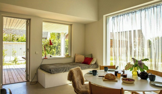 Modern timber house in the Uckermark countryside