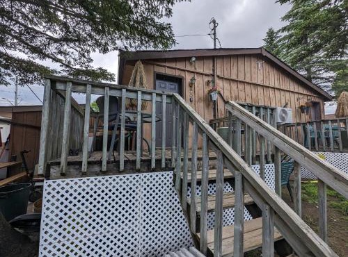 Modern Tiny Wood Cottage 03