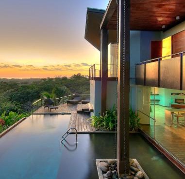 Modern Tropical Villa, Private Pool, Ocean View, Nature Trails, Gated