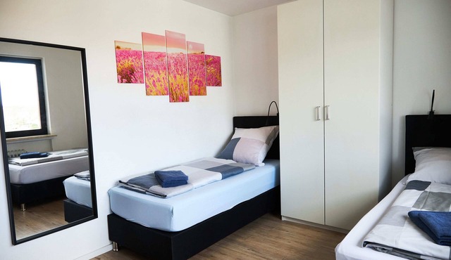 Modern two bedroom apartment with balcony - Parking available - Free Bike Rentals
