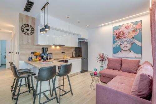 Modern two-bedroom apartment Iva Stobrec