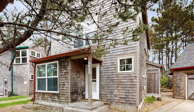 Modern two story dog friendly home located close to beaches and trails