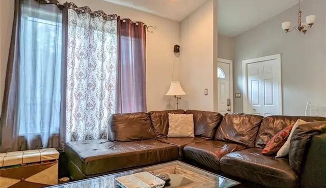Modern, Upscale Cabin Retreat - Delaronde Lake, SK
