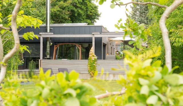 Modern vacation home in the countryside - Naturwerk Schwarzach am Main