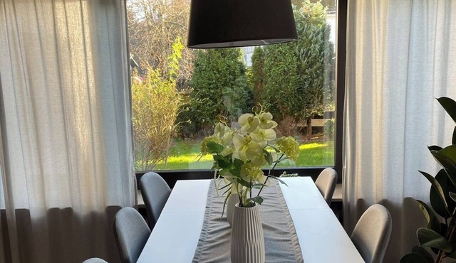 Modern vacation apartment (85sqm) with 2 bedrooms