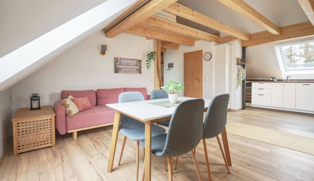 Modern vacation apartment in the Altmühltal in quiet surroundings and close to the lake