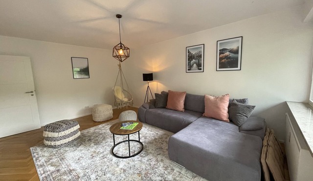 Modern vacation apartment "La Fredo" near Lake Starnberg, 5 minutes' walk to public transport