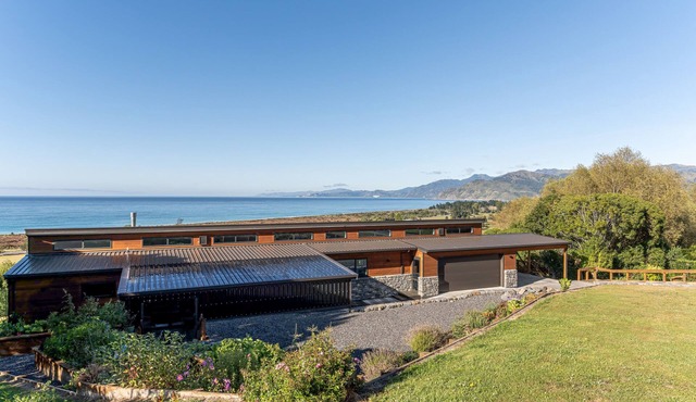 Modern | Views | Peaceful, Modern | Views | Peaceful