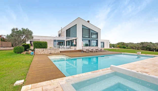 Modern Villa "Forma Nou" with Sea View and Pool