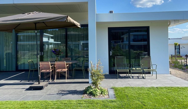 Modern villa in Harderwold with garden