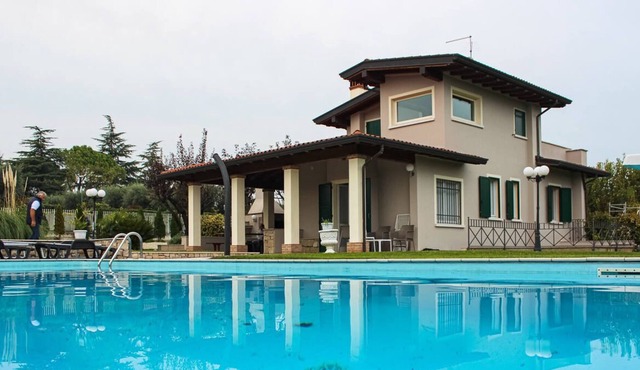 Modern villa with swimming pool, Lake Garda
